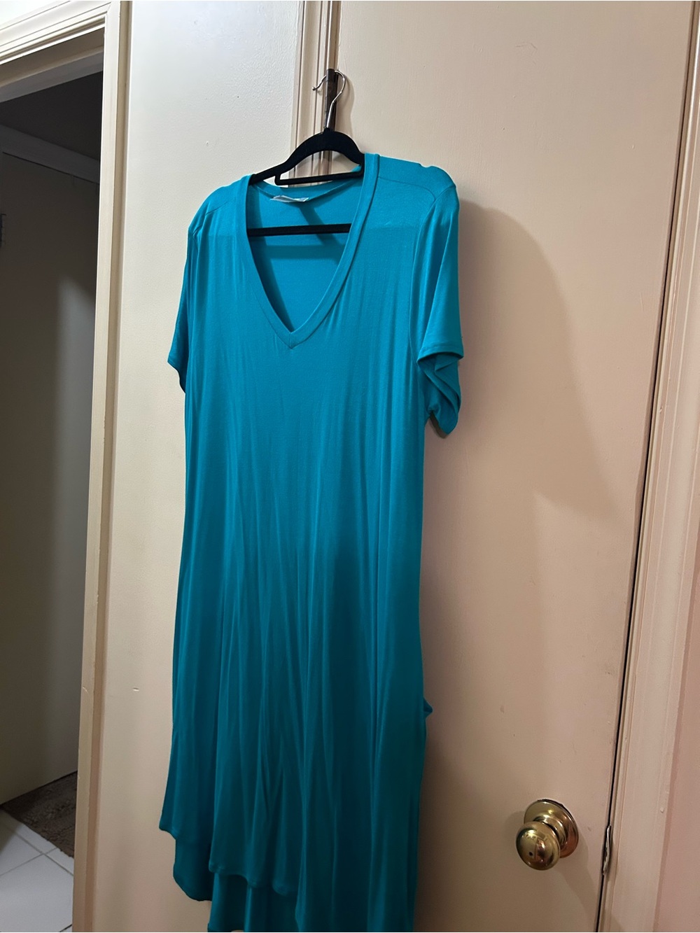 Acting Pro Teal V-Neck Short Sleeve Dress with pockets